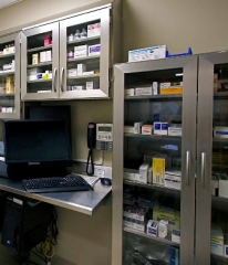 Stainless Steel Pharmaceutical Casework for Prescription Storage