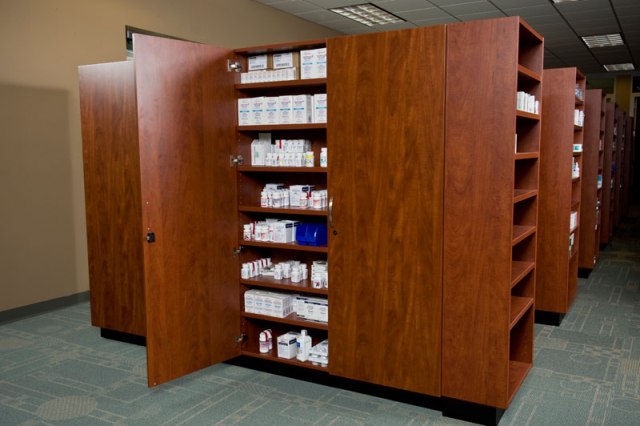 https://www.systecgroup.com/wp-content/gallery/pharmacy-casework/pharmacy-casework-cabinets-shelves-security-doors.jpg